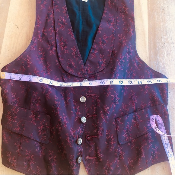 Vintage Western Vest Asian Red Black Floral Embroidered Silk Satin Gold Buttons - Picture 8 of 16